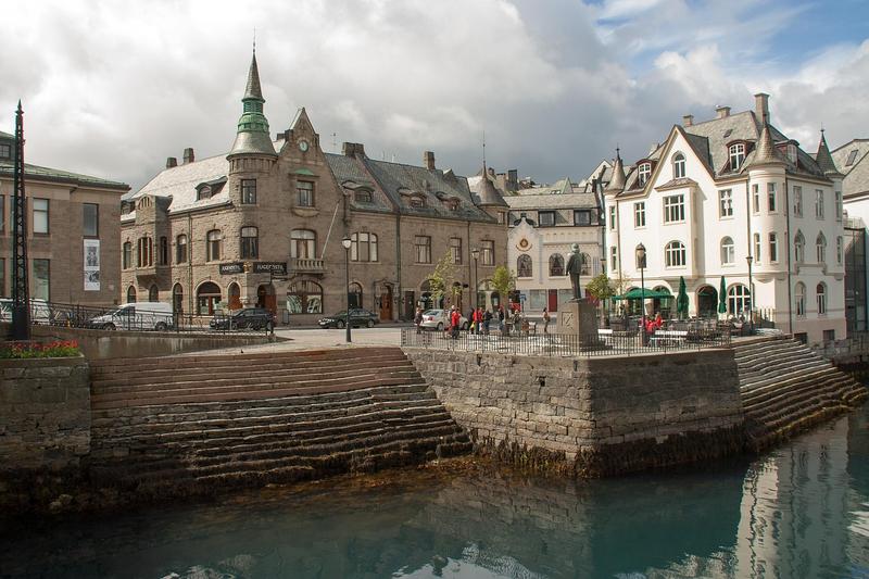 Panoramic view of Alesund from Aksla