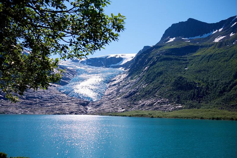 Glacier view from Kjenndalstova