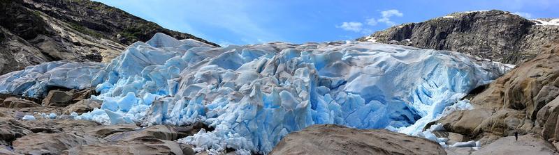 Glacier view from Kjenndalstova
