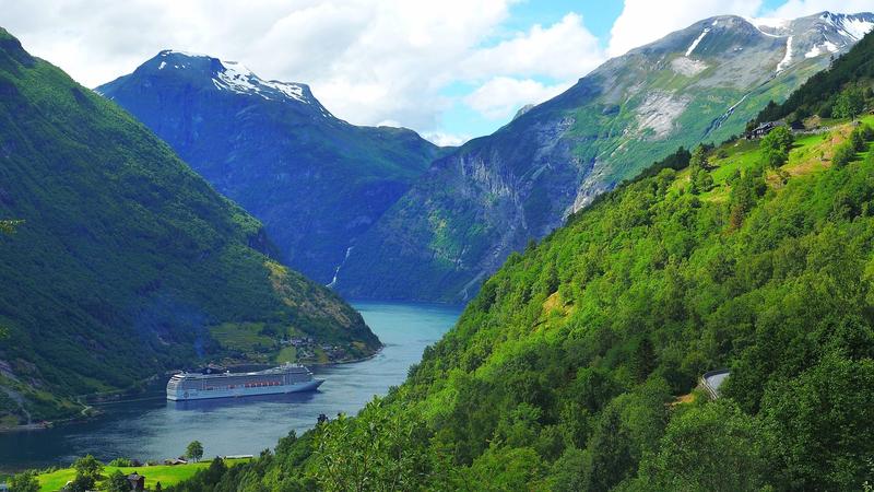 Eagle road in Geiranger