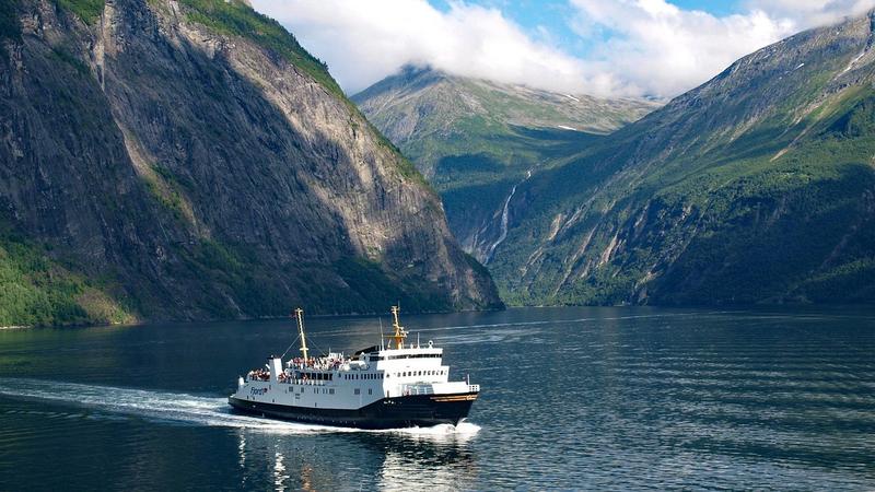 Eagle road in Geiranger