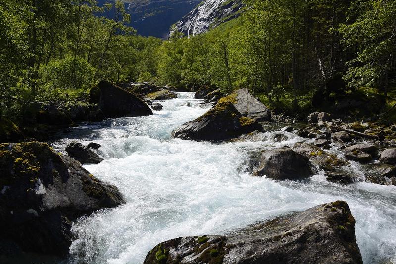 Trollstigen serpentine road